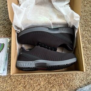 OrthoFeet Men’s Yari X-Wide 9.5 Black/Grey Sneakers